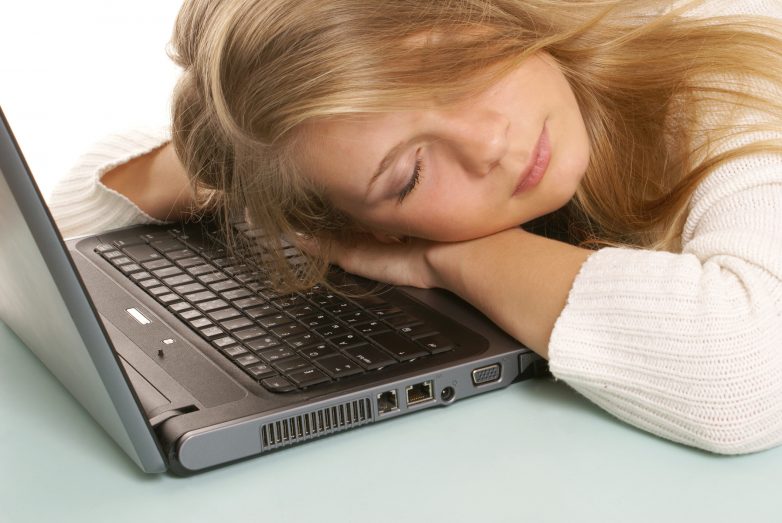 Πώς συνδέεται η ώρα του ύπνου με την ευφυία