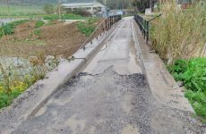 Κινδύνους εγκυμονεί το γεφυράκι στην περιοχή Λάμια   