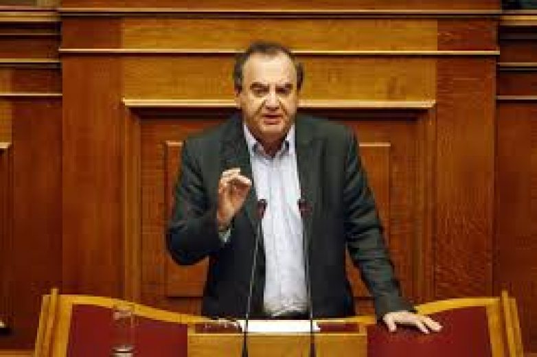 Στρατούλης: Δεν θα διακινδυνεύσουμε ούτε ένα ευρώ από τις συντάξεις