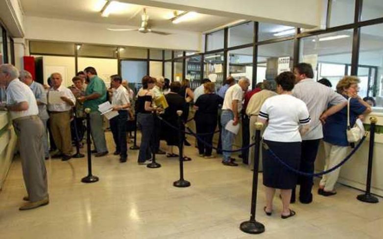 Στη ρύθμιση των 100 δόσεων οφειλέτες ΕΤΑΑ και ΟΓΑ