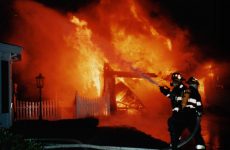 Καταστροφή του δημοτικού αρχείου Φαρσάλων από πυρκαγιά στο δημαρχείο