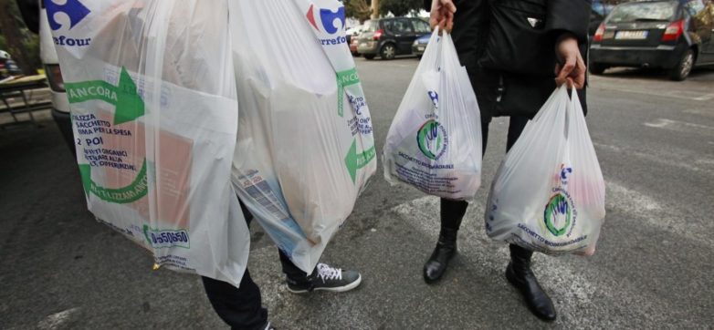 «Όχι» στις πλαστικές σακούλες στην Ευρώπη