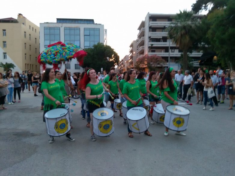 Με ηχοχρώματα πλημμύρισε χθες βράδυ η πόλη του Βόλου