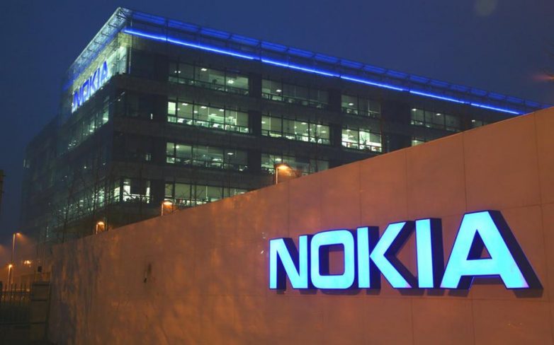 Επιστρέφει στην αγορά κινητής τηλεφωνίας η Nokia