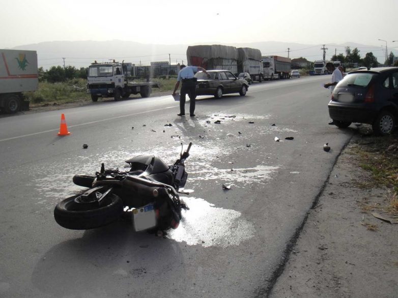 Διασωληνωμένος στη ΜΕΘ 39χρονος ντελιβεράς