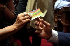 Νέοι δικαιούχοι για κάρτα σίτισης, επίδομα ενοικίου