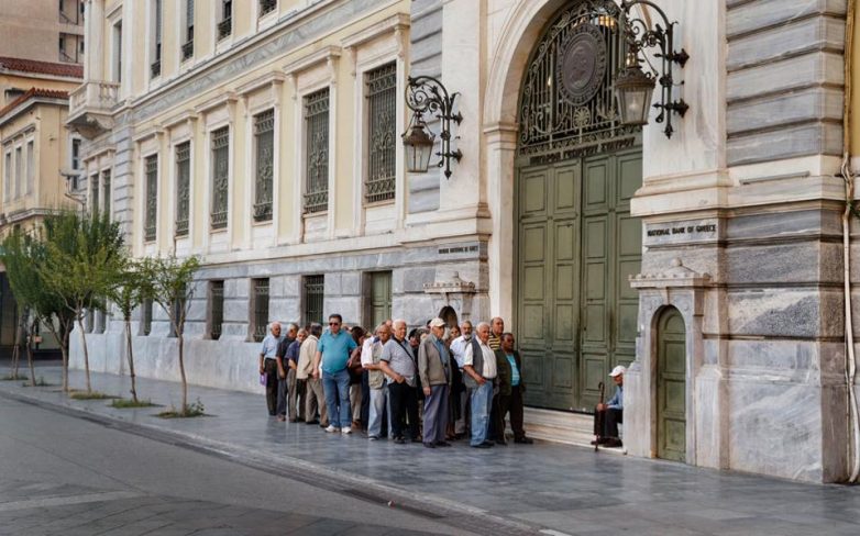 Να αναλάβει η Ευρωζώνη τις ελληνικές τράπεζες