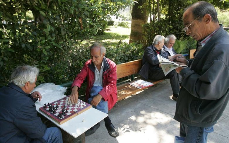 «Μαχαίρι» στις προσωρινές συντάξεις