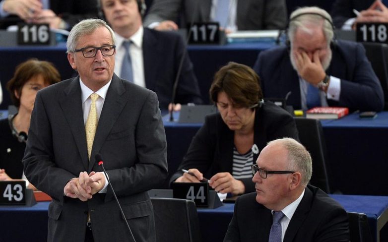 Γιουνκέρ: Δεν χρειάζεται νέα σύνοδος κορυφής της ΕΕ για τη μετανάστευση