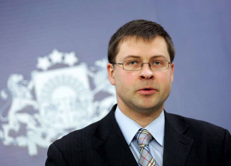 Στην Αθήνα ο αντιπροέδρος της Ευρωπαϊκής Επιτροπής Valdis Dombrovskis