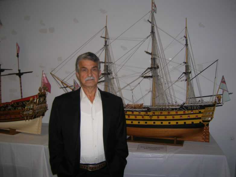 Ολοκληρώνεται η Έκθεση Μικροναυπηγικής ιστορικών πλοίων του Αντώνη Τζούμα