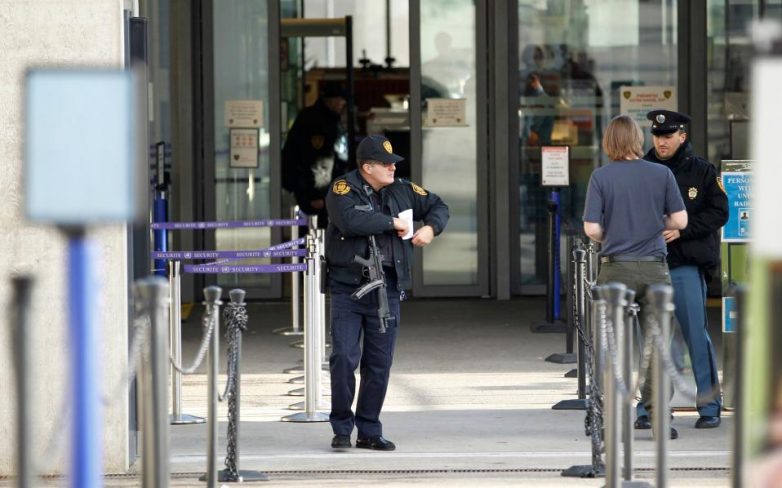 Ελβετική αστυνομία: Οι ύποπτοι της Γενεύης δεν συνδέονται με τις επιθέσεις στο Παρίσι