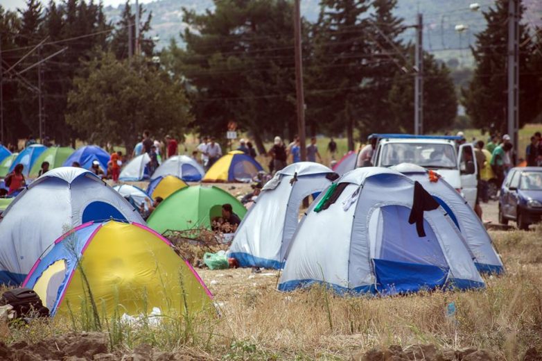 Αγωνιώδης αναζήτηση χώρων φιλοξενίας έστω για λίγες ημέρες