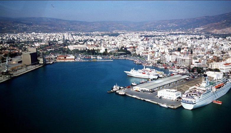 Παράσταση διαμαρτυρίας κατά του ΝΑΤΟ στο Λιμάνι  του Βόλου