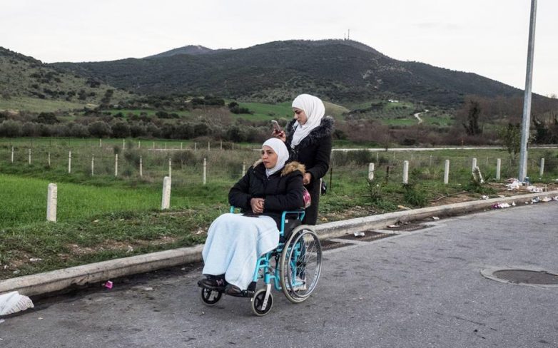 ΣΕΑ Αλμυρού: Καθηλωμένοι στα πάρκινγκ των προσφύγων