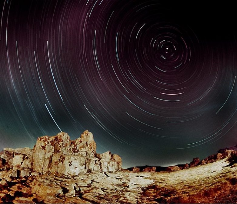ΚΟΚΙΝΟ:  το Μεγαλιθικό Αστρονομικό Παρατηρητήριο