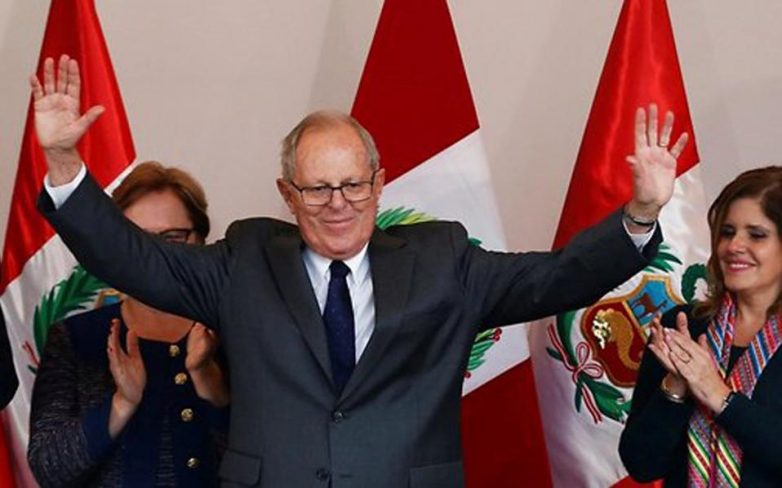 Περού: Ο Κουτσίνσκι κερδίζει τις εκλογές από την Φουχιμόρι
