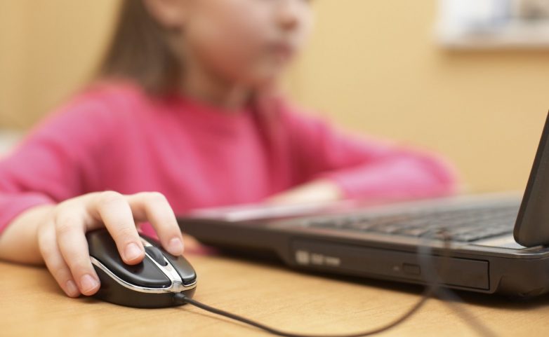 Είναι το Internet επικίνδυνο για τα παιδιά;