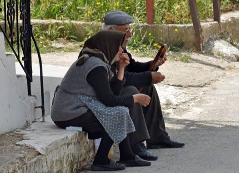 Γιορτή αφιερωμένη στην Τρίτη Ηλικία από το Δήμο Βόλου