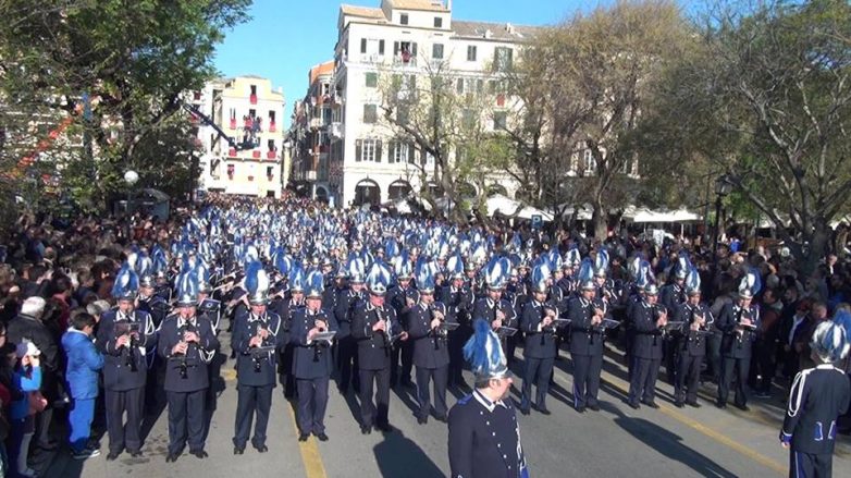 H Φιλαρμονική Εταιρία Κέρκυρας «Μάντζαρος»  στη Ναυτική Εβδομάδα