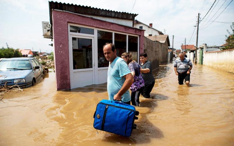 21 νεκροί από τις φονικές πλημμύρες στην ΠΓΔΜ