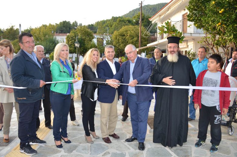 Τέσσερα νέα έργα στη Σκόπελο εγκαινίασε ο περιφερειάρχης Θεσσαλίας