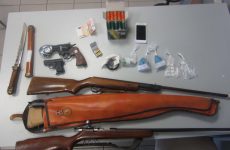 Συλλήψεις για όπλα και ναρκωτικά στη Λάρισα