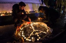 Παρίσι: Φόρος τιμής στα θύματα των επιθέσεων, έναν χρόνο μετά το Μπατακλάν