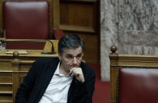 Τσακαλώτος: «Εξαιρετικά υπερβολικές οι φήμες για τον πρόωρο θάνατό μου»