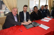 Υπογραφή συμφώνου συνεργασίας μεταξύ του ΚΕΠ Yγείας δήμου Ρήγα Φεραίου και του σωματείου κινητικά αναπήρων «Iππόκαμπος»