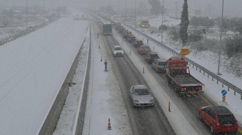 Προσωρινή απαγόρευση κυκλοφορίας φορτηγών άνω του 1,5 τόνου στην ΠΑΘΕ