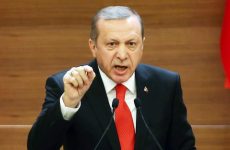 Υπουργός της Τουρκίας απελάθηκε από την Ολλανδία- Ερντογάν: «Η Χάγη θα πληρώσει το τίμημα»
