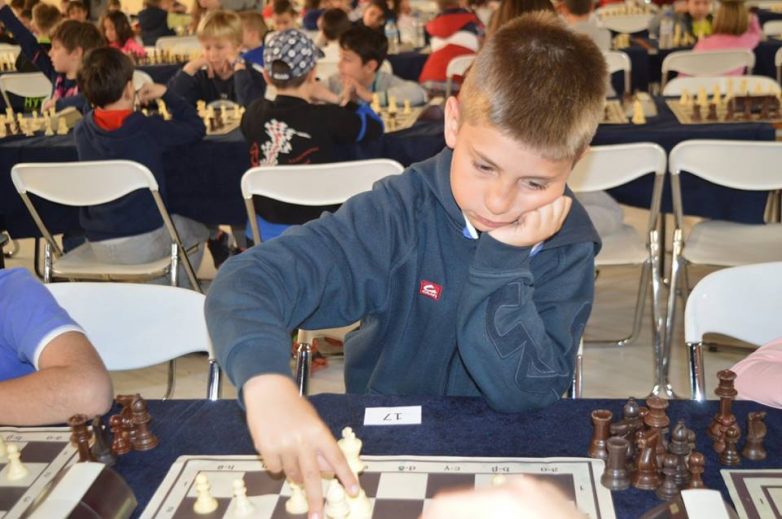 Πρωταθλητής Ελλάδος στο σκάκι ο 9χρονος βολιώτης Χρήστος Τσαρσιταλίδης