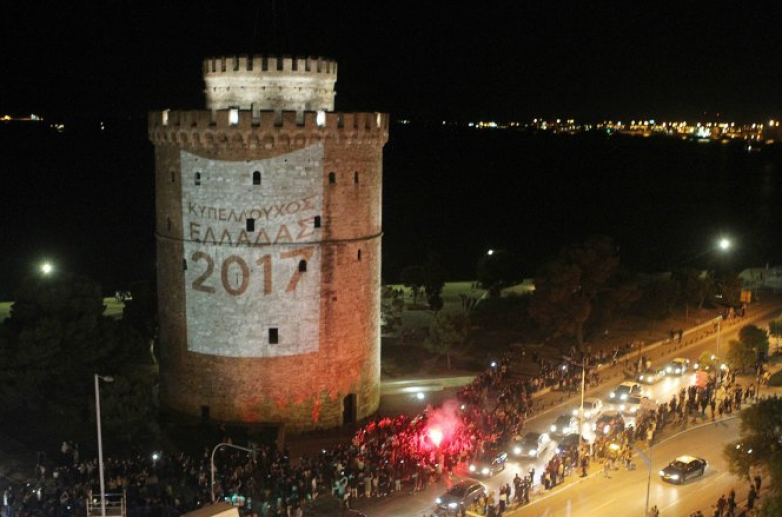 Θεσσαλονίκη: Η γιορτή του ΠΑΟΚ στον Λευκό Πύργο