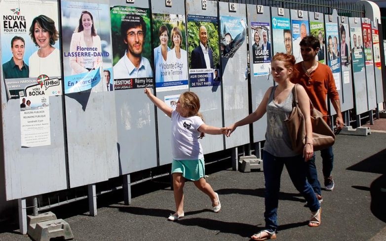 Γαλλία: Άνοιξαν οι κάλπες για τις βουλευτικές εκλογές