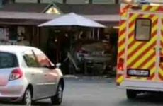 Παρίσι: Αυτοκίνητο έπεσε σε εξωτερικό χώρο πιτσαρίας – Νεκρό ένα 8χρονο κορίτσι