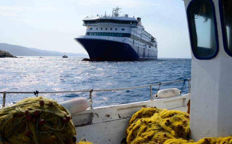 Αποκολλήθηκε το μεγαλύτερο μέρος του «Blue Star Patmos»