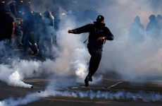 Γαλλία: Διαδηλώσεις κατά μεταρρύθμισης στα εργασιακά – Ενταση στο Παρίσι