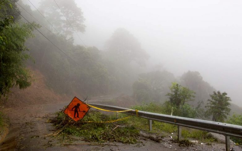 20 νεκροί στην Κεντρική Αμερική από την τροπική καταιγίδα Νέιτ