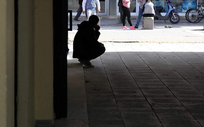 Eurostat: Σε συνθήκες φτώχειας ή κοινωνικού αποκλεισμού πάνω από ένας στους τρεις Ελληνες