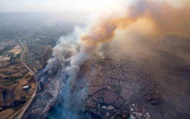 Σε τουλάχιστον 38 ανέρχονται οι νεκροί από τις πυρκαγιές στην Καλιφόρνια