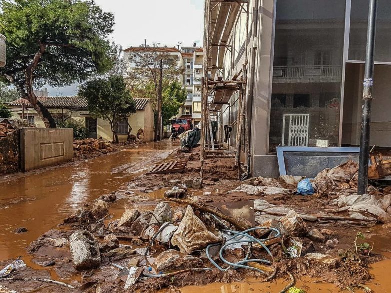 Στους 22 ο αριθμός των νεκρών στη Μάνδρα