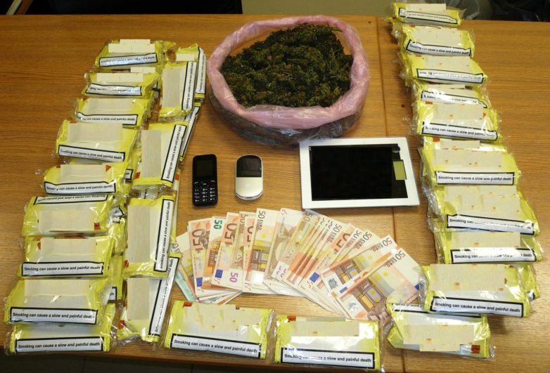 Συνελήφθη στη  Μαγνησία για  ναρκωτικά και για αφορολόγητο καπνό