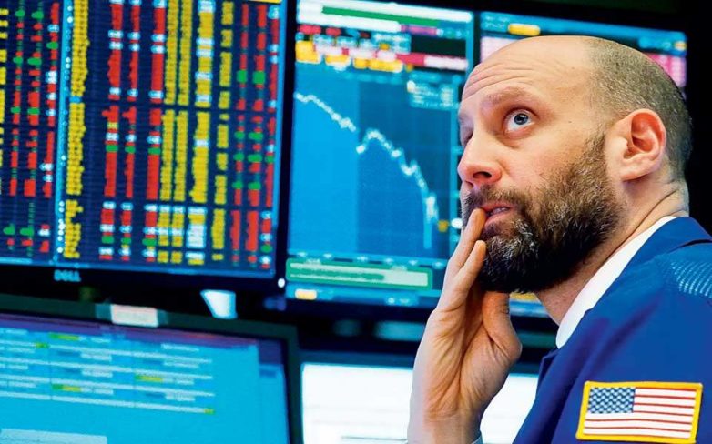 Μίνι κραχ στη Wall Street με πτώση 4,6%