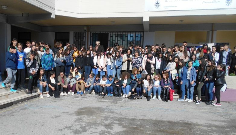 Τα νέα Ελληνικά διδάσκονται μαθητές στο Παλέρμο