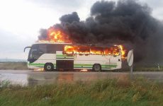Kάηκε ολοσχερώς λεωφορείο του ΚΤΕΛ Έβρου