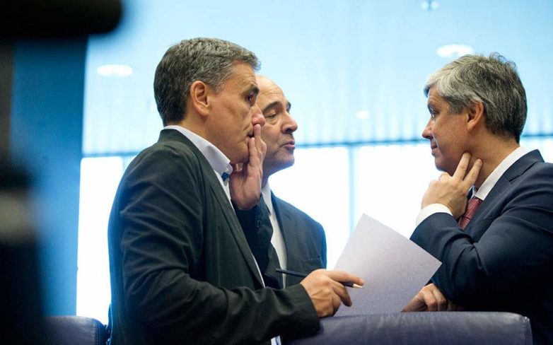 Τα πρώτα σχόλια κυβέρνησης και αντιπολίτευσης για το Eurogroup