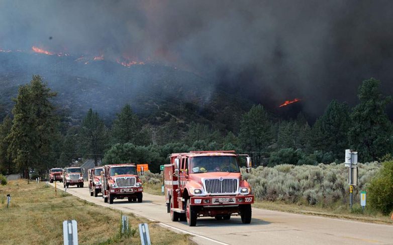 Μαίνονται οι πυρκαγιές στην Καλιφόρνια