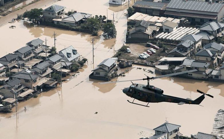 Τους 100 έφτασαν οι νεκροί από τις «φονικές» βροχοπτώσεις στην Ιαπωνία