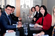 Ισχυρές διμερείς συμφωνίες της Ελλάδας για την περαιτέρω ανάπτυξη του τουρισμού στο «Δρόμο του Μεταξιού»
